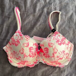 Victoria Secret Lined Demi Body by Victoria